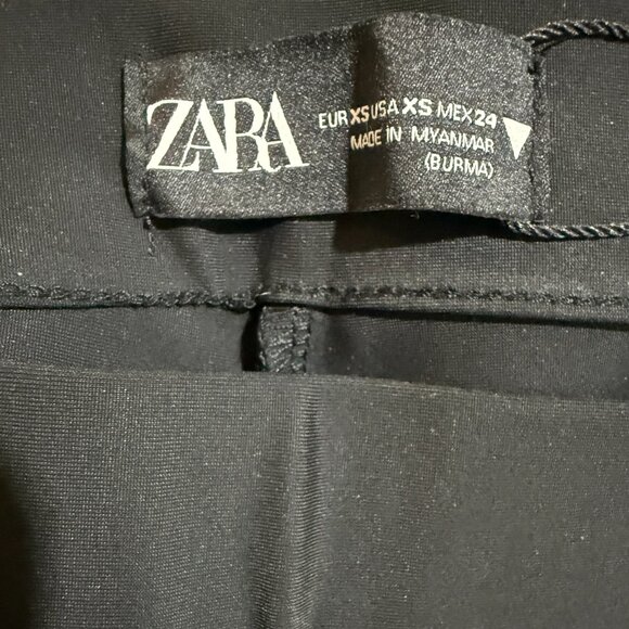 NWT - ZARA Black Straight Leg Stretch Tech Legging Pants - XS - Picture 7 of 9